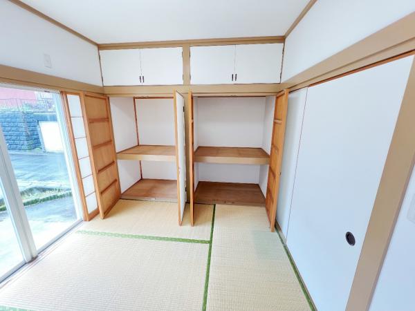 南足柄市福泉 中古戸建 収納