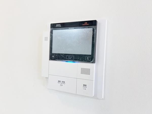 ユニヴェルシオール学園の丘 TVモニター付きインターフォン