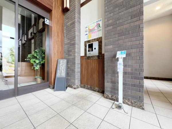 ユニヴェルシオール学園の丘 受付