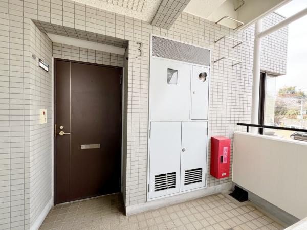 セントエルモ玉川学園 玄関