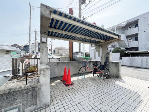 セントエルモ玉川学園 駐輪場