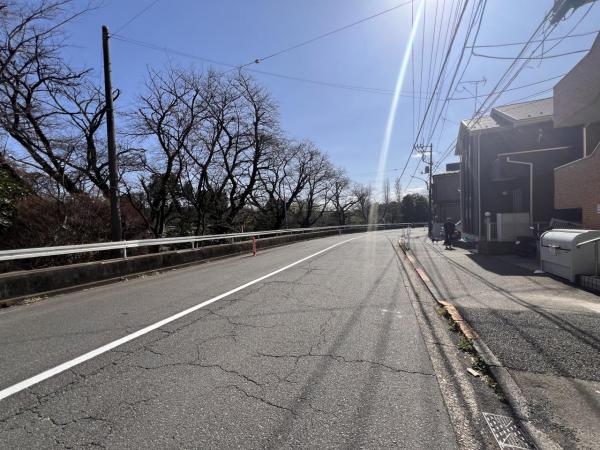 東久留米市下里３丁目 土地 前面道路含む現地写真