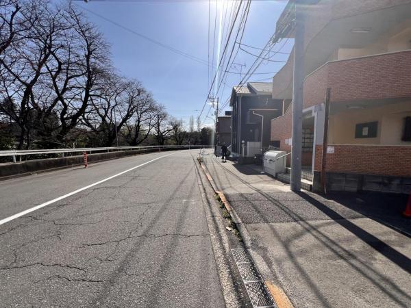 東久留米市下里３丁目 土地 前面道路含む現地写真