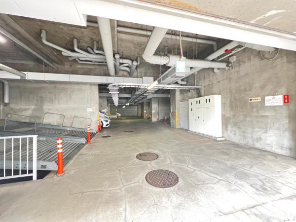 藤和江ノ島ホームズステージ２ 駐車場