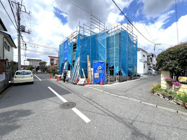 久喜市栗原２丁目　３期　戸建 前面道路含む現地写真