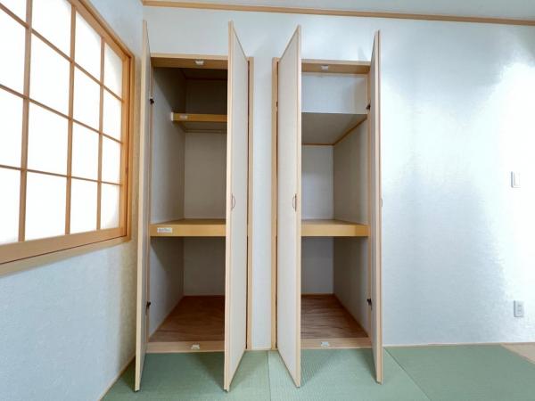 八潮市大字二丁目 中古戸建 収納