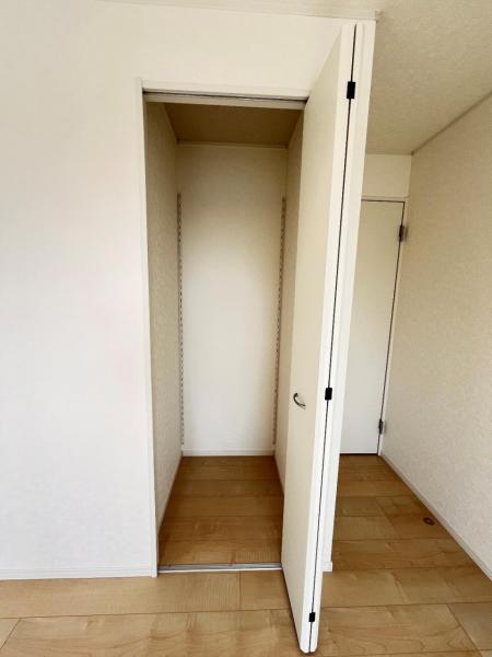 八潮市大字二丁目 中古戸建 収納