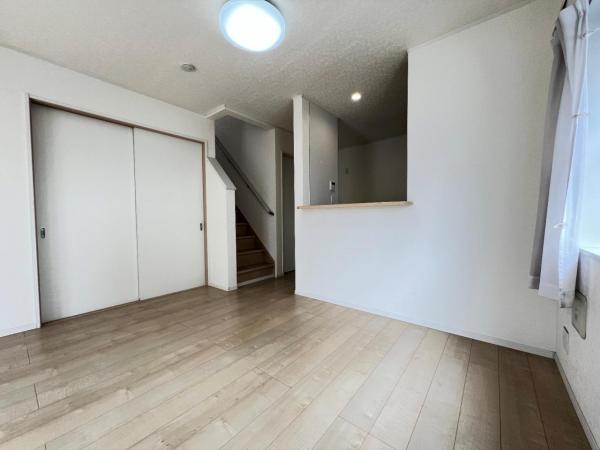 八潮市大字二丁目 中古戸建 ダイニングキッチン
