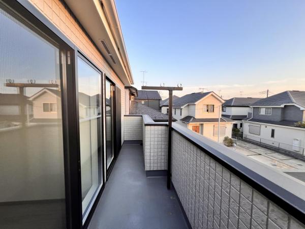 横浜市瀬谷区北新 戸建 バルコニー