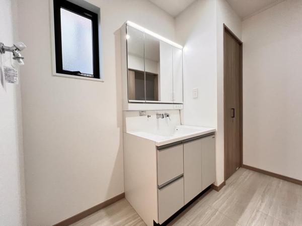 横浜市瀬谷区北新 戸建 洗面化粧台