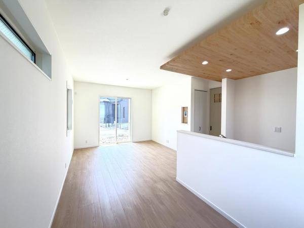 横須賀市公郷町４丁目 　戸建 ダイニングキッチン