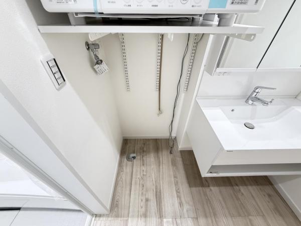 横須賀市公郷町４丁目 　戸建 ランドリースペース