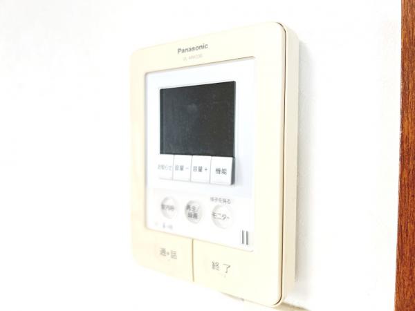 八王子市暁町１丁目　中古戸建 TVモニター付きインターフォン