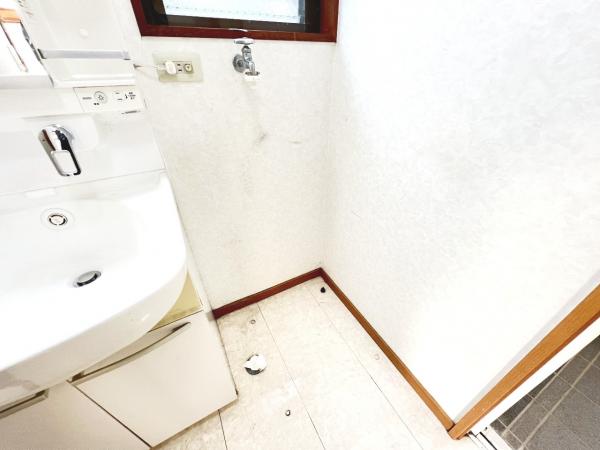 八王子市暁町１丁目　中古戸建 ランドリースペース