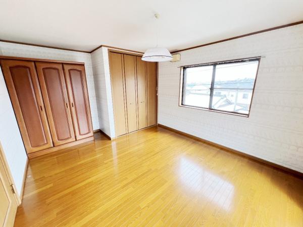 南足柄市塚原 中古戸建 寝室