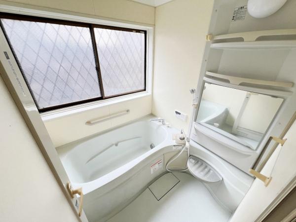 南足柄市塚原 中古戸建 浴室