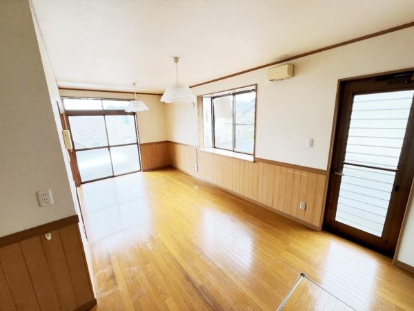 南足柄市塚原 中古戸建 リビング