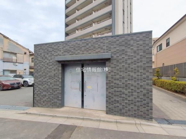 プレサンスロジェ川口元郷 