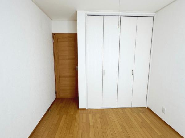 横浜市栄区上之町 中古戸建 洋室