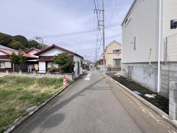 町田市野津田町 第58　戸建 前面道路含む現地写真