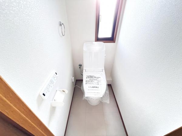 厚木市三田南３丁目 中古戸建 トイレ