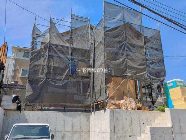 新築戸建 神奈川県横浜市港南区芹が谷４丁目15-3 横浜市営地下鉄ブルーライン上永谷駅 6,180万円