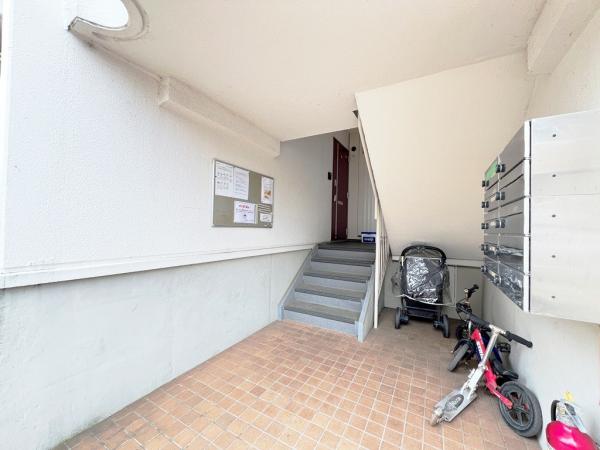 小田急町田マンション エントランスホール