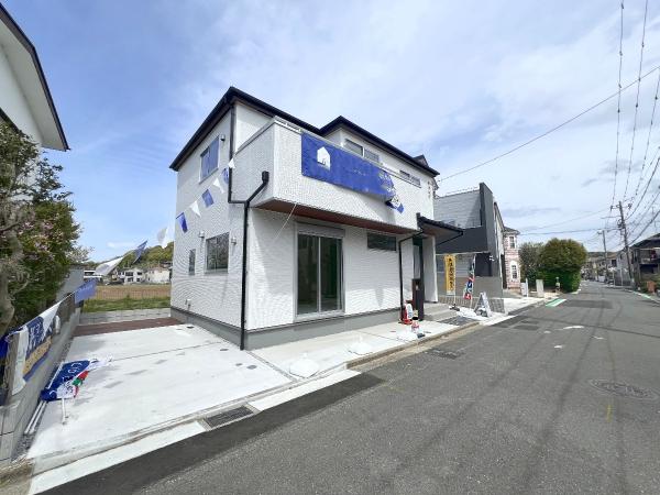 横浜市戸塚区俣野町 戸建 前面道路含む現地写真