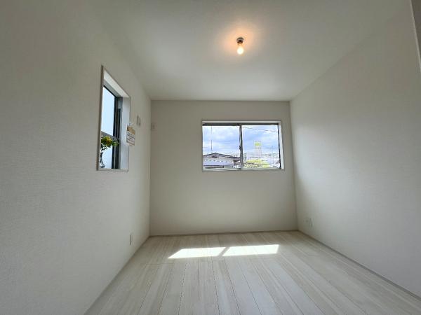 横浜市戸塚区俣野町 戸建 洋室