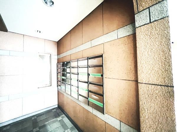 シャローム橋本 郵便受け