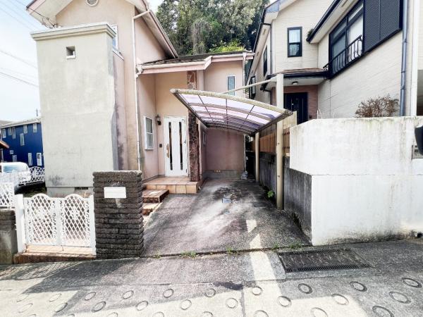 小田原市板橋 中古戸建 駐車場