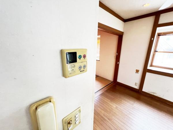 小田原市板橋 中古戸建 発電・温水設備(専用部)