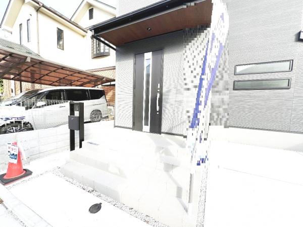 八王子市山田町 戸建 玄関