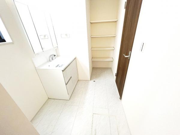 八王子市山田町 戸建 脱衣所