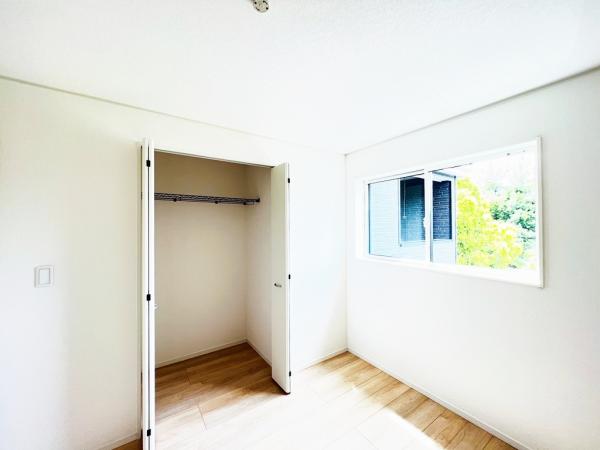 海老名市社家２丁目 戸建 洋室