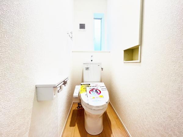 海老名市社家２丁目 戸建 トイレ