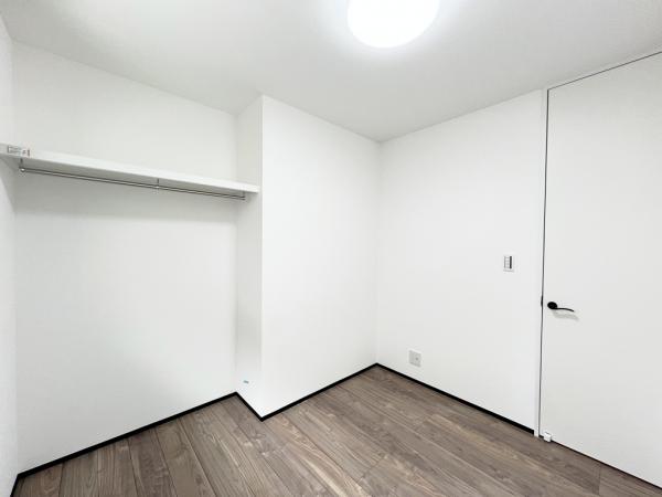 町田市本町田　戸建 洋室
