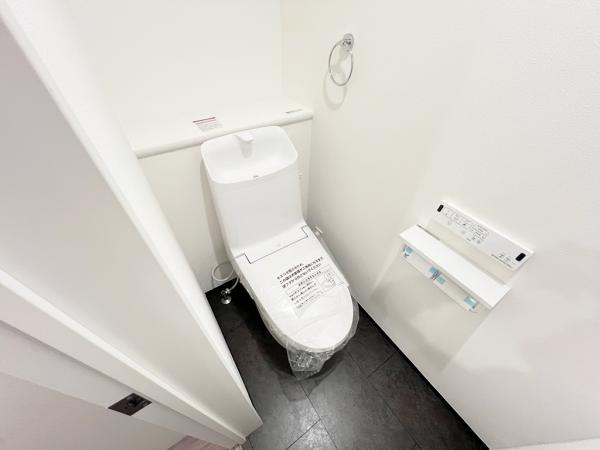町田市本町田　戸建 トイレ