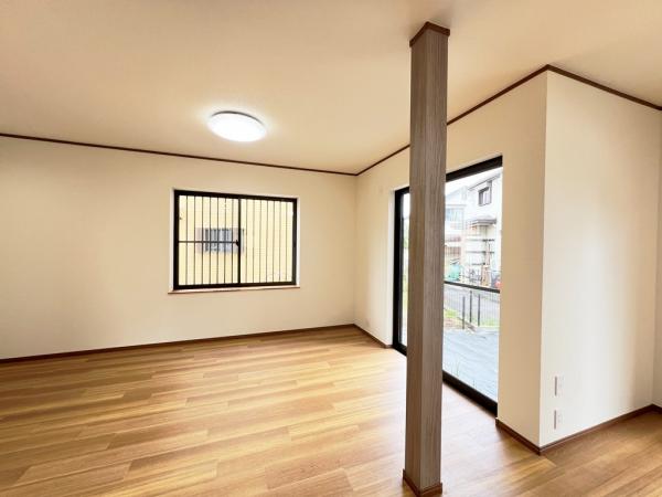 町田市矢部町 中古戸建 リビング