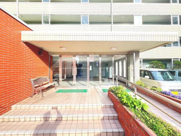 鵠沼パークハウス エントランス（外）