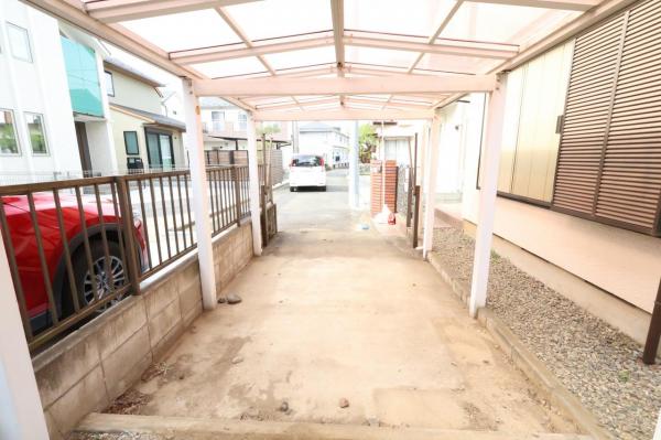 東村山市萩山町１丁目 中古戸建 駐車場