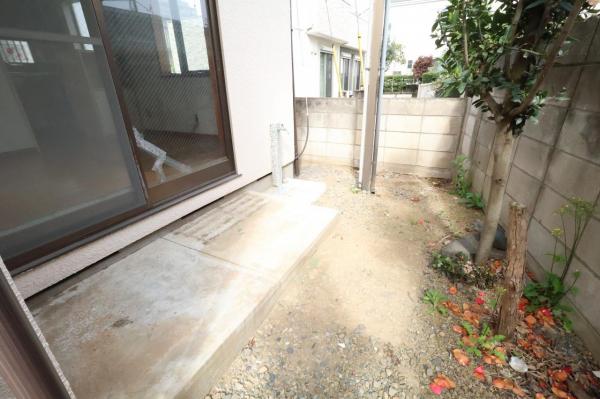 東村山市萩山町１丁目 中古戸建 庭