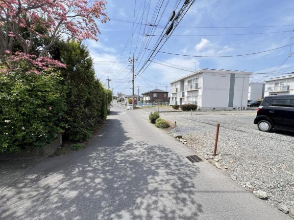 宇都宮市鶴田町 土地　 前面道路含む現地写真