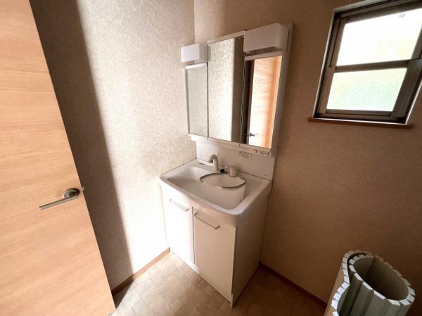 東村山市多摩湖町４丁目 中古戸建 洗面化粧台