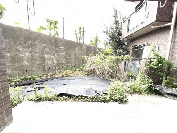 ドラゴンマンション多摩学園都市伍番館 庭