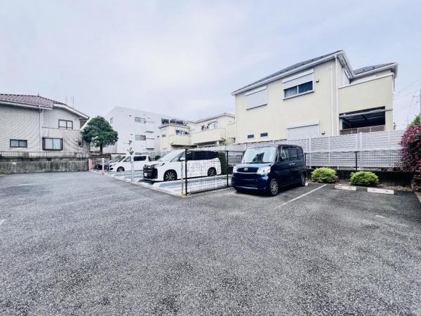 グランツ羽村神明台アイルフォート 敷地内駐車場