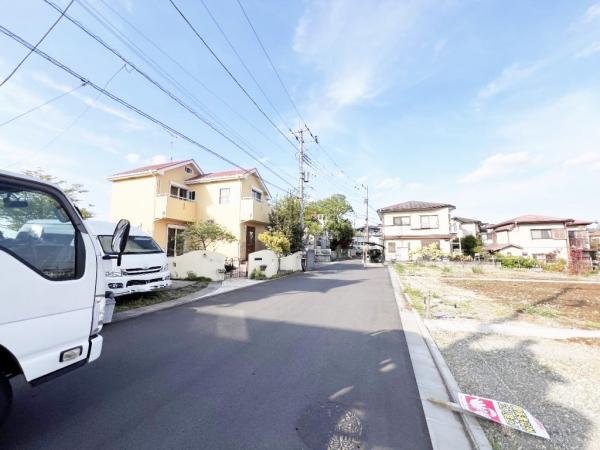 八王子市長房町 土地 前面道路含む現地写真