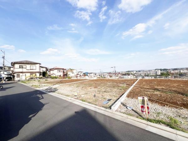 八王子市長房町 土地 前面道路含む現地写真