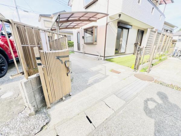 千葉市緑区土気町 中古戸建 駐車場