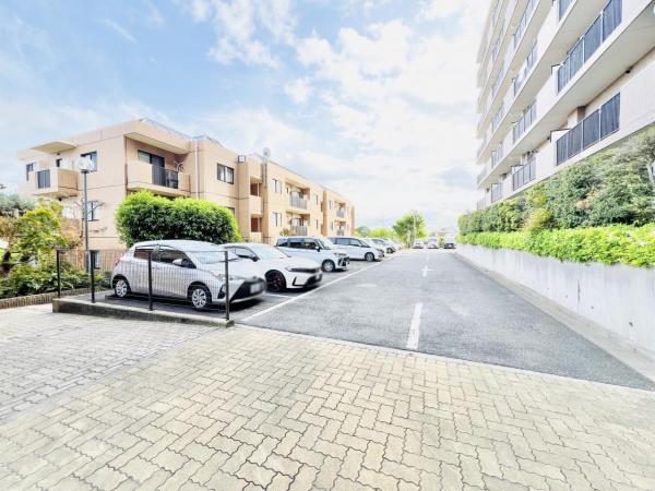 エステヒルズ千葉東フォレストスクエア 敷地内駐車場